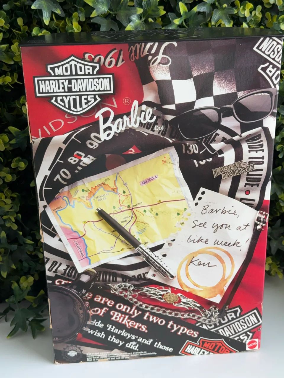 Boneca Barbie collector harley davidson lacrada  - Foto 4