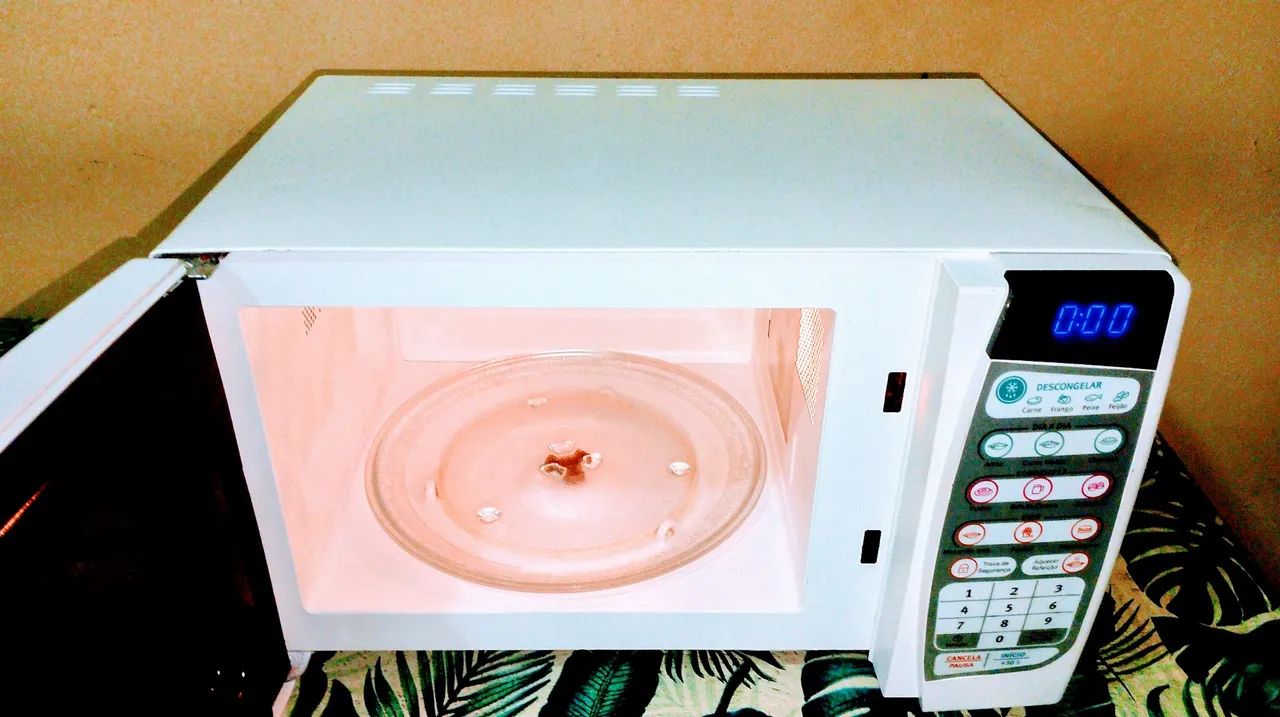 Microondas Electrolux 20 LTS entrego  - Foto 3