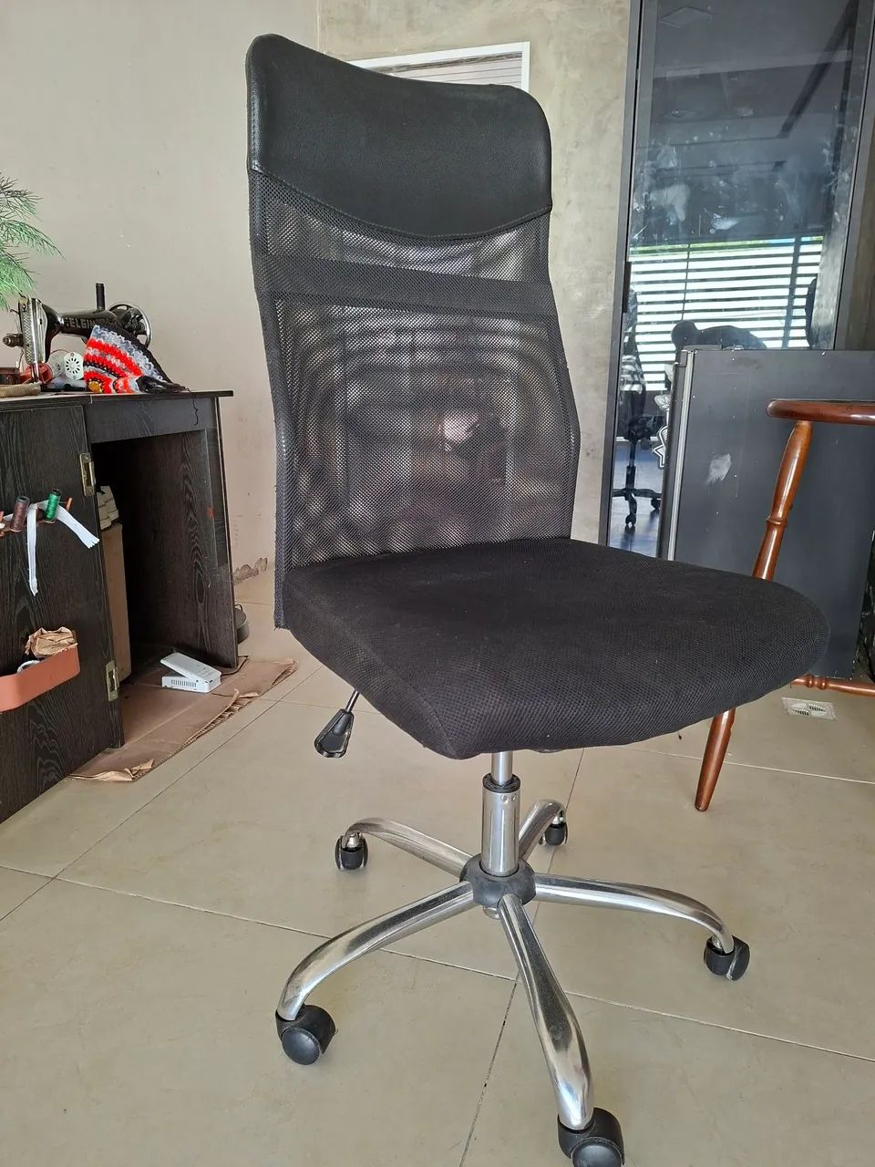 Cadeira de escritório usada - Foto 5