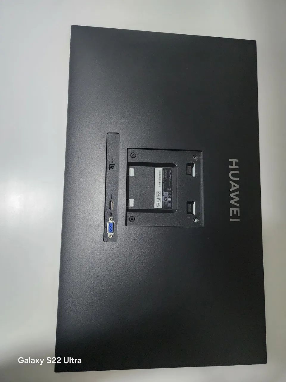 Monitor HUAWEI   32 X 58  C/suporte