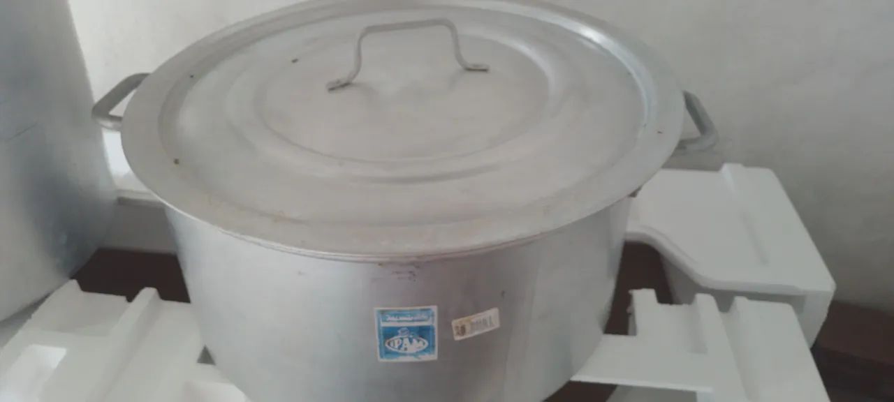 Panelas industriais de 70 L e 50L novos . - Foto 5