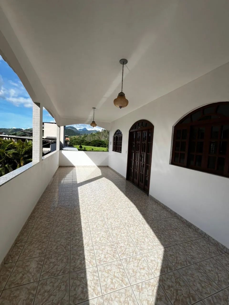 ALUGA-SE