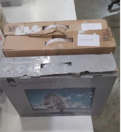 VENDO 23 MONITORES 15/17/19/20/21 USADOS  - Foto 3
