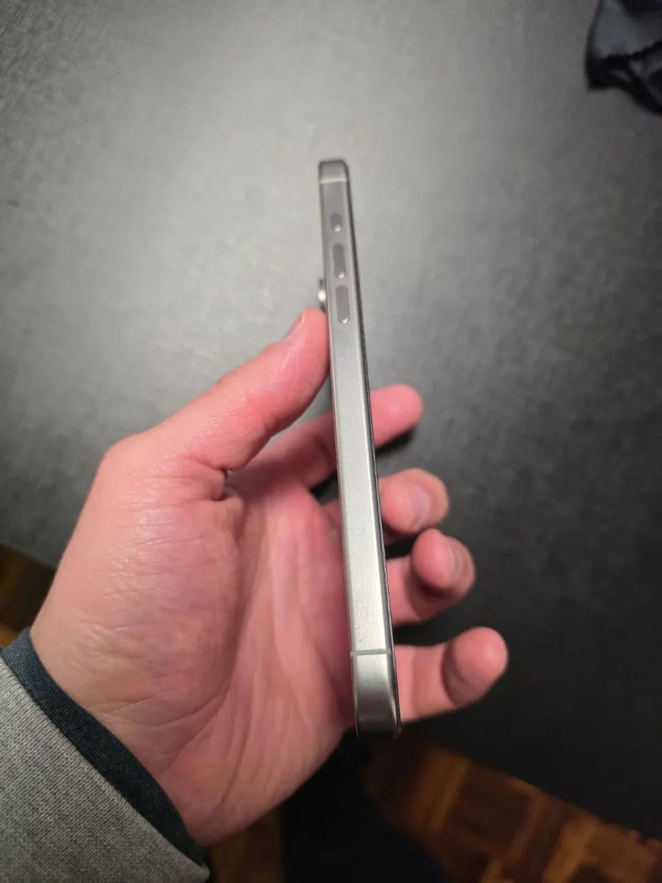 iPhone 15 pro max - usado impecável - Foto 5