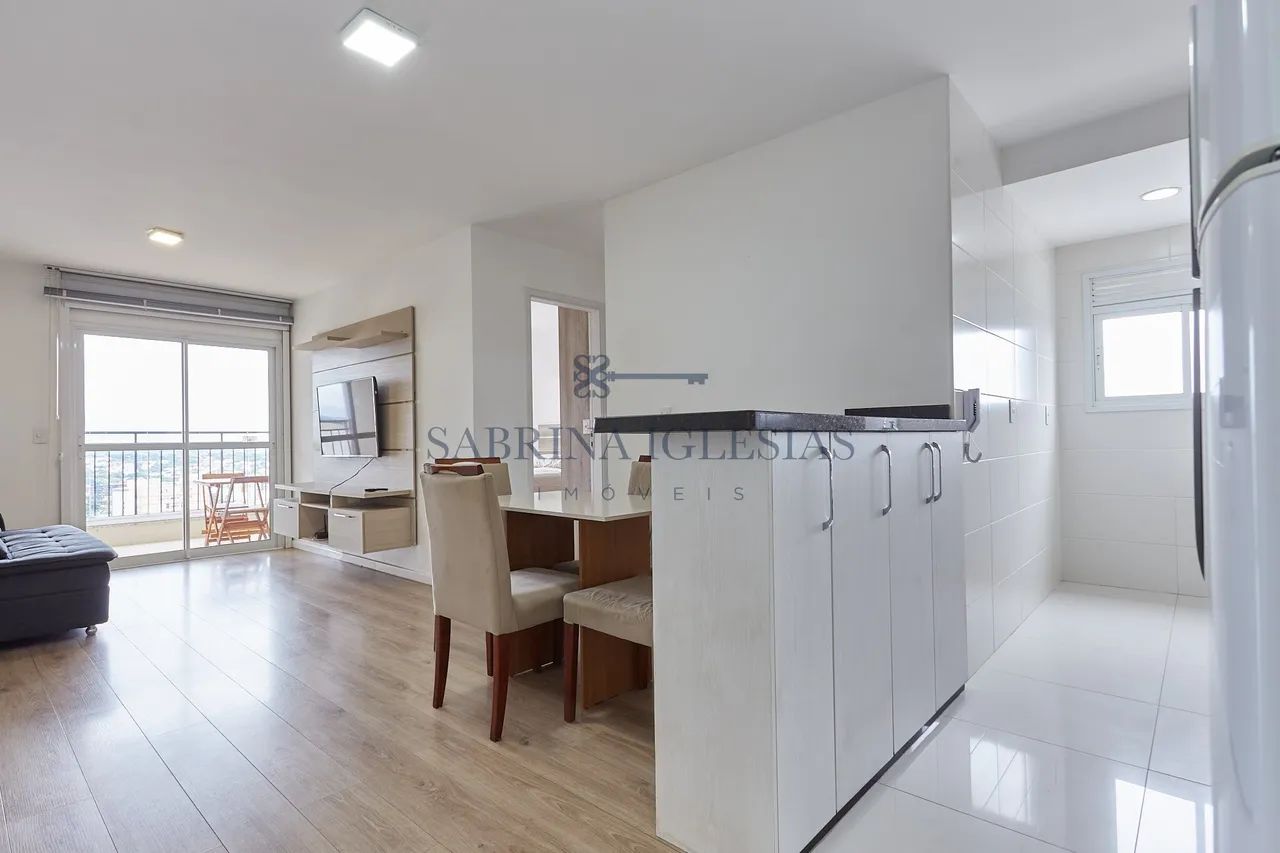 APARTAMENTO MOBILIADO COM 1 QUARTO e 1 VAGA NO CENTRO DE CURITIBA