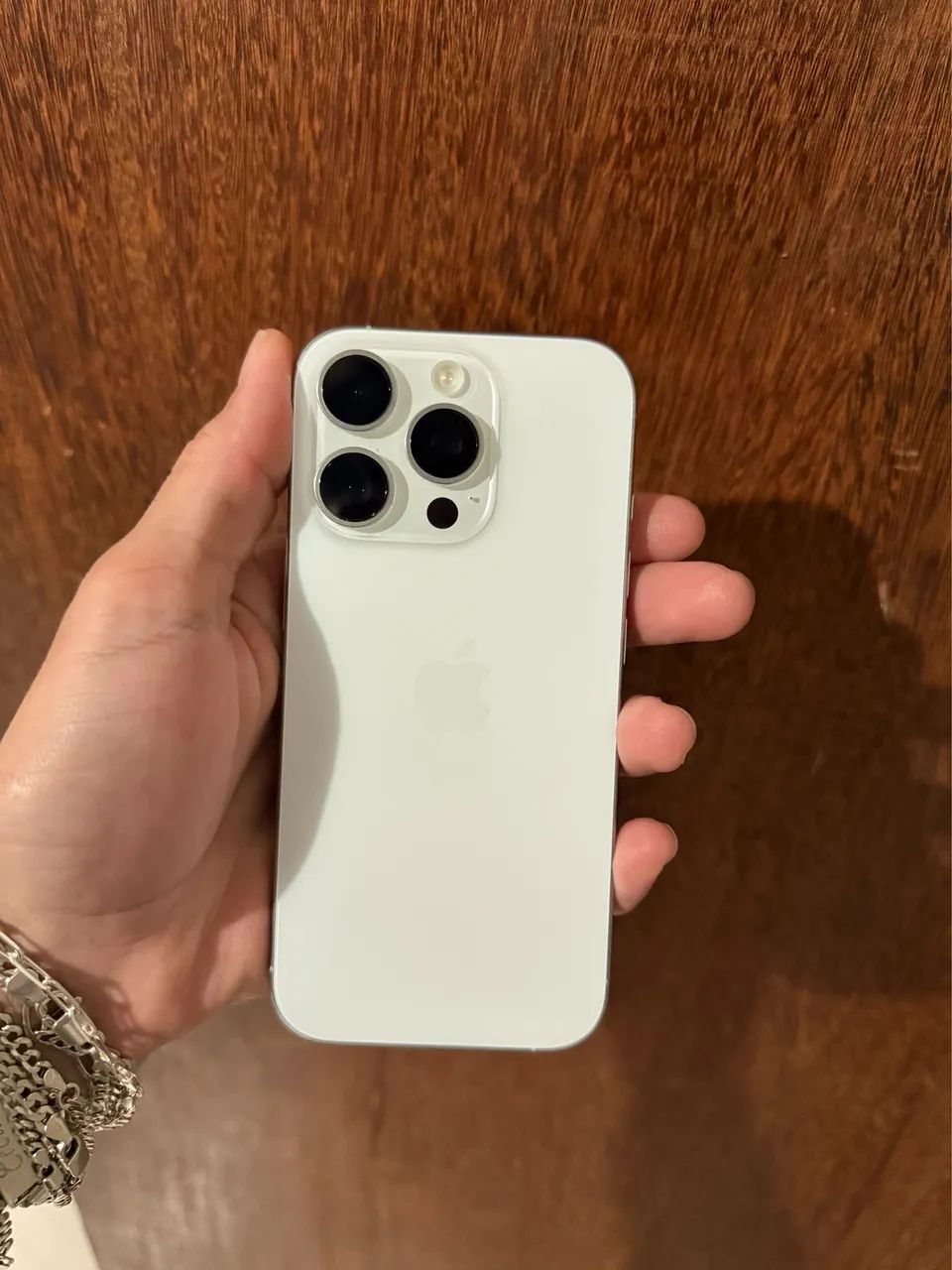 iPhone 16 pro 128gb bateria 90% 