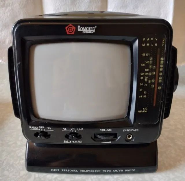 Mini TV Vintage de 5,5" Domotec com Rádio AM/FM - Leia a Descrição Por Favor