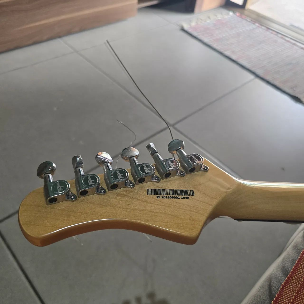 Guitarra Tagima T635.  - Foto 4
