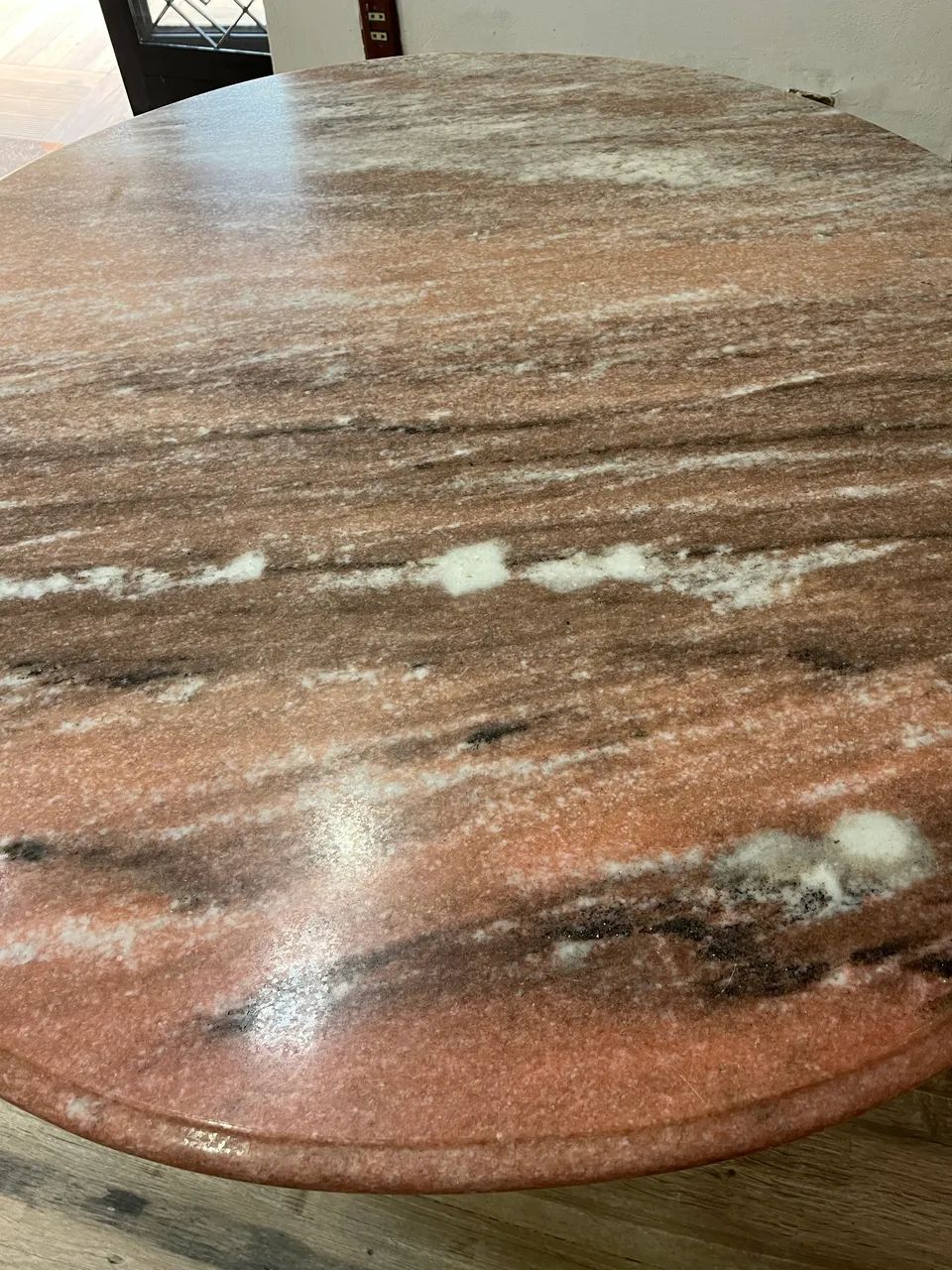 Mesa de mármore redonda em mármore rosado - Foto 5