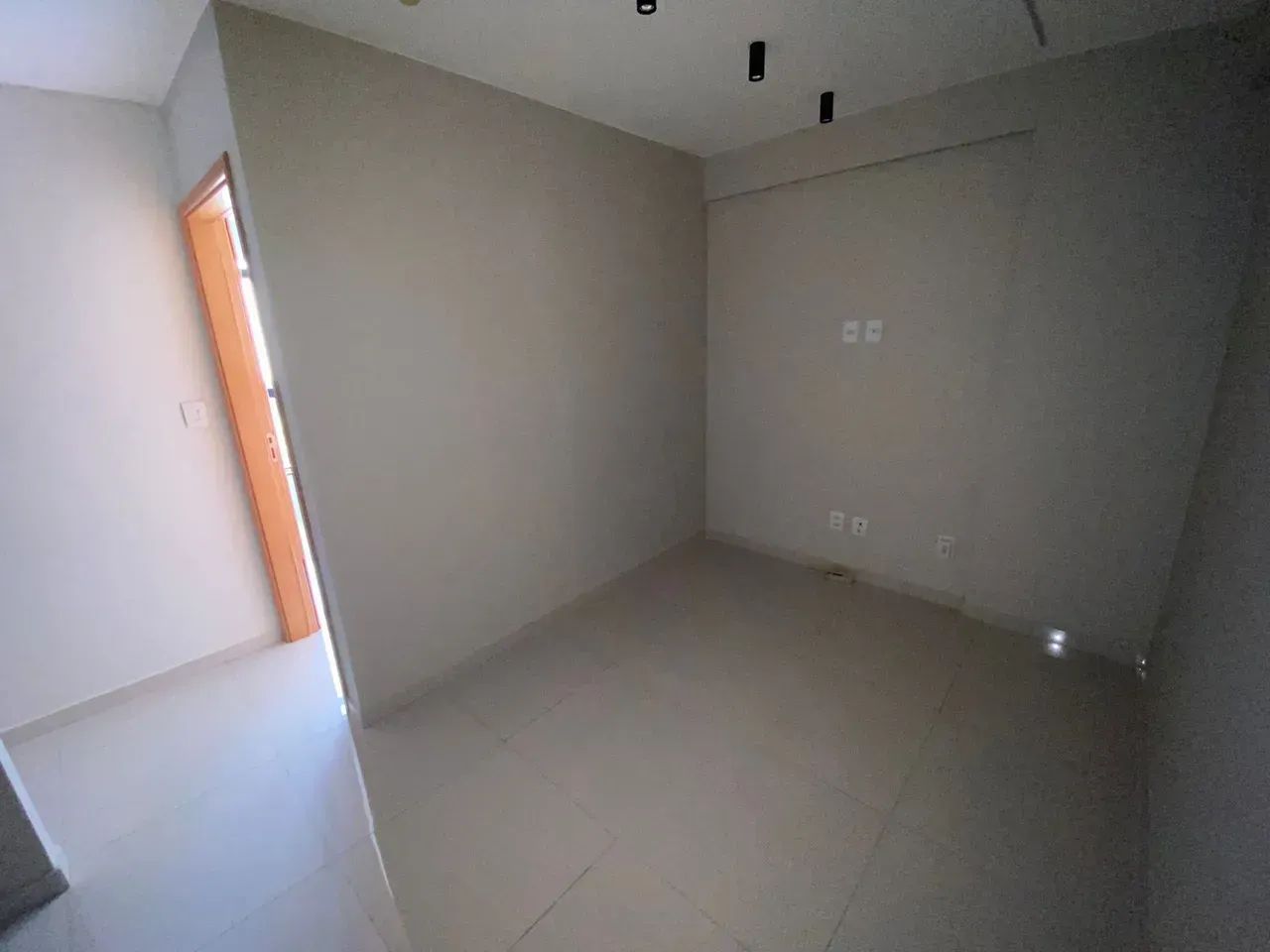 ALUGO EXCELENTE SALA COMERCIAL COM LOCALIZAÇÃO PRIVILEGIADA NO CENTRO DE BELÉM, OPORTUNIDA - Foto 3