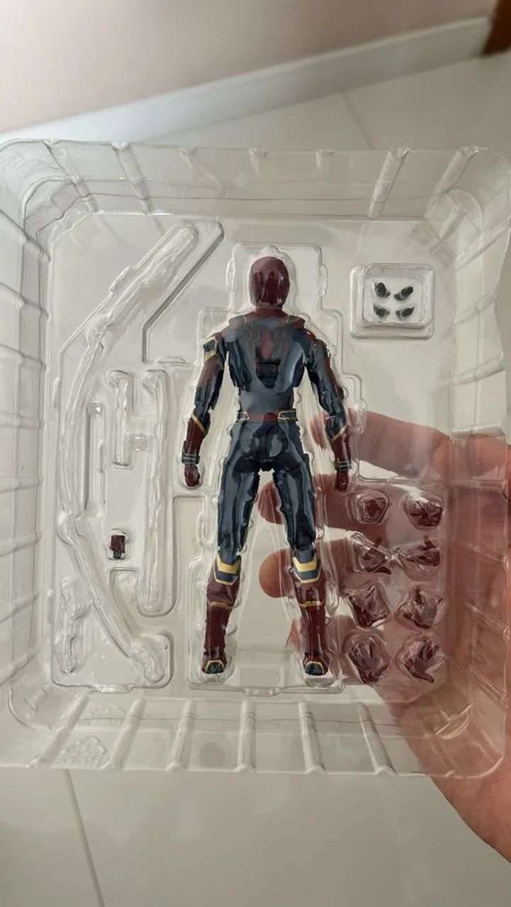 IRON SPIDER SHFIGUARTS AVENGERS INFINITY WAR  - Foto 4