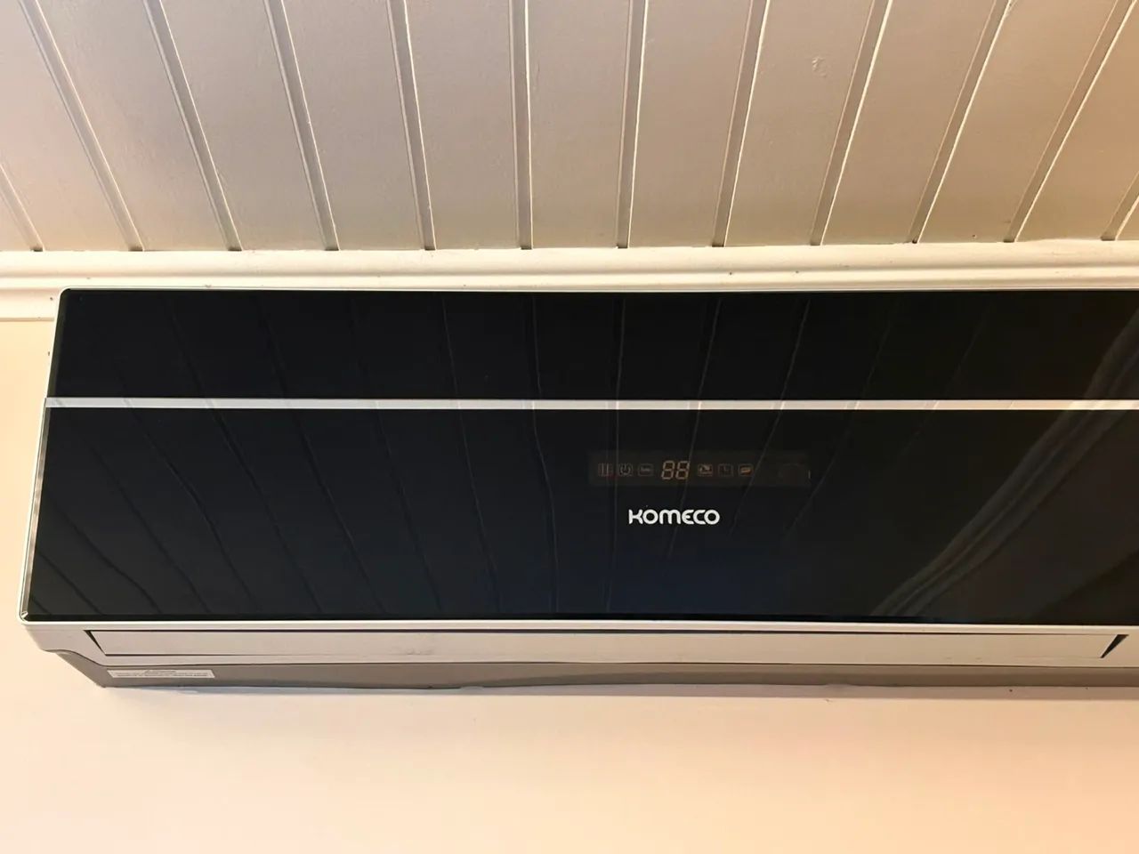 Ar condicionado 18.000 BTUs Komeco 