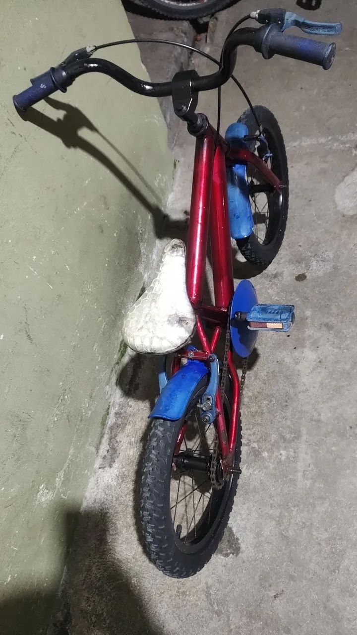 Bicicleta aro 16 top em perfeito estado  - Foto 4