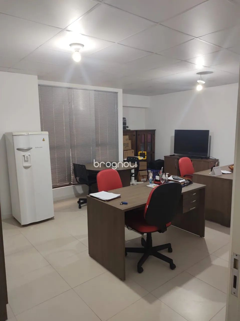 Sala Comercial com garagem, à venda em Florianópolis. - Foto 2