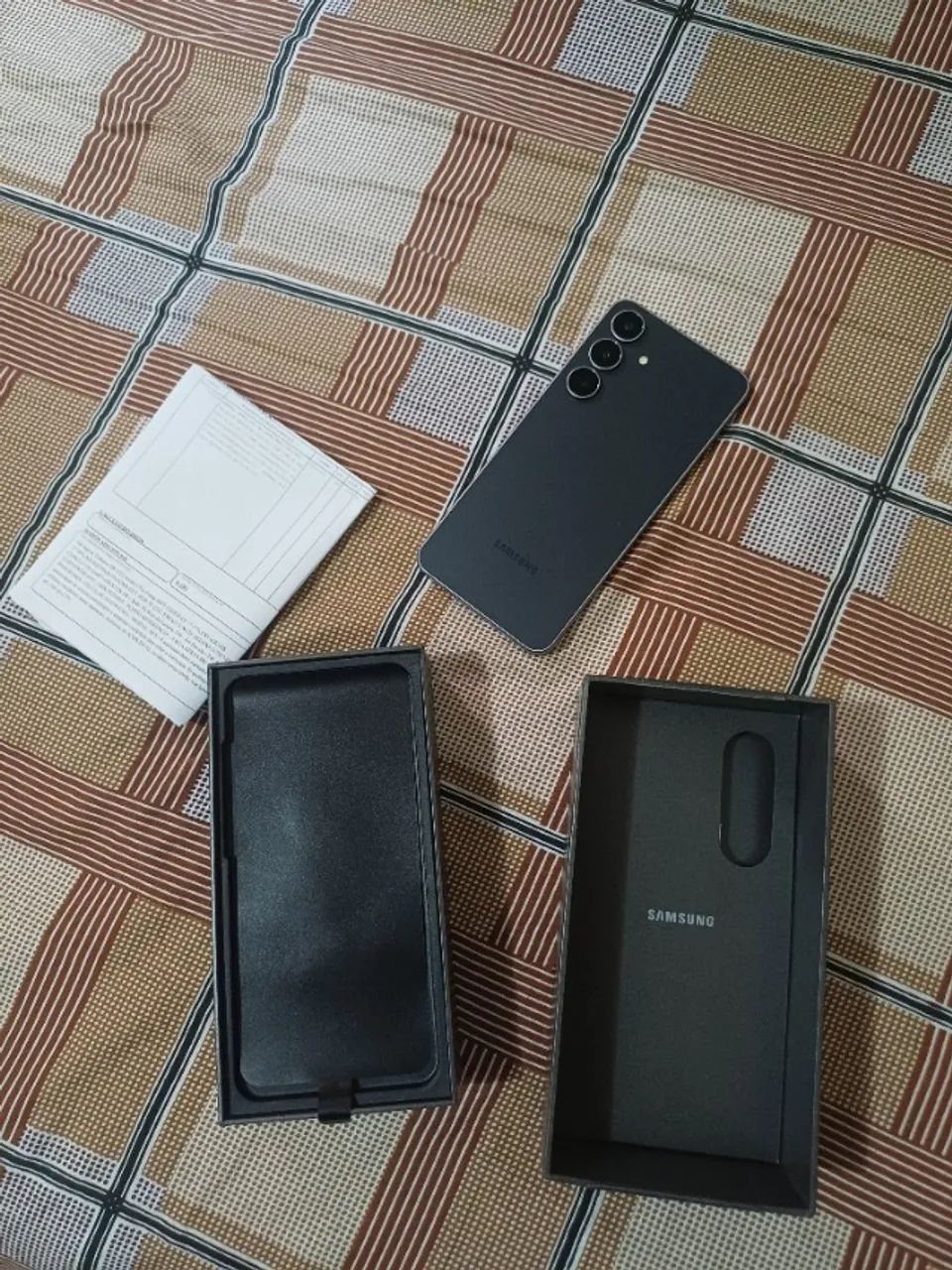 S25 FE 128GB BLACK SEMINOVO CAIXA E NF - Foto 2