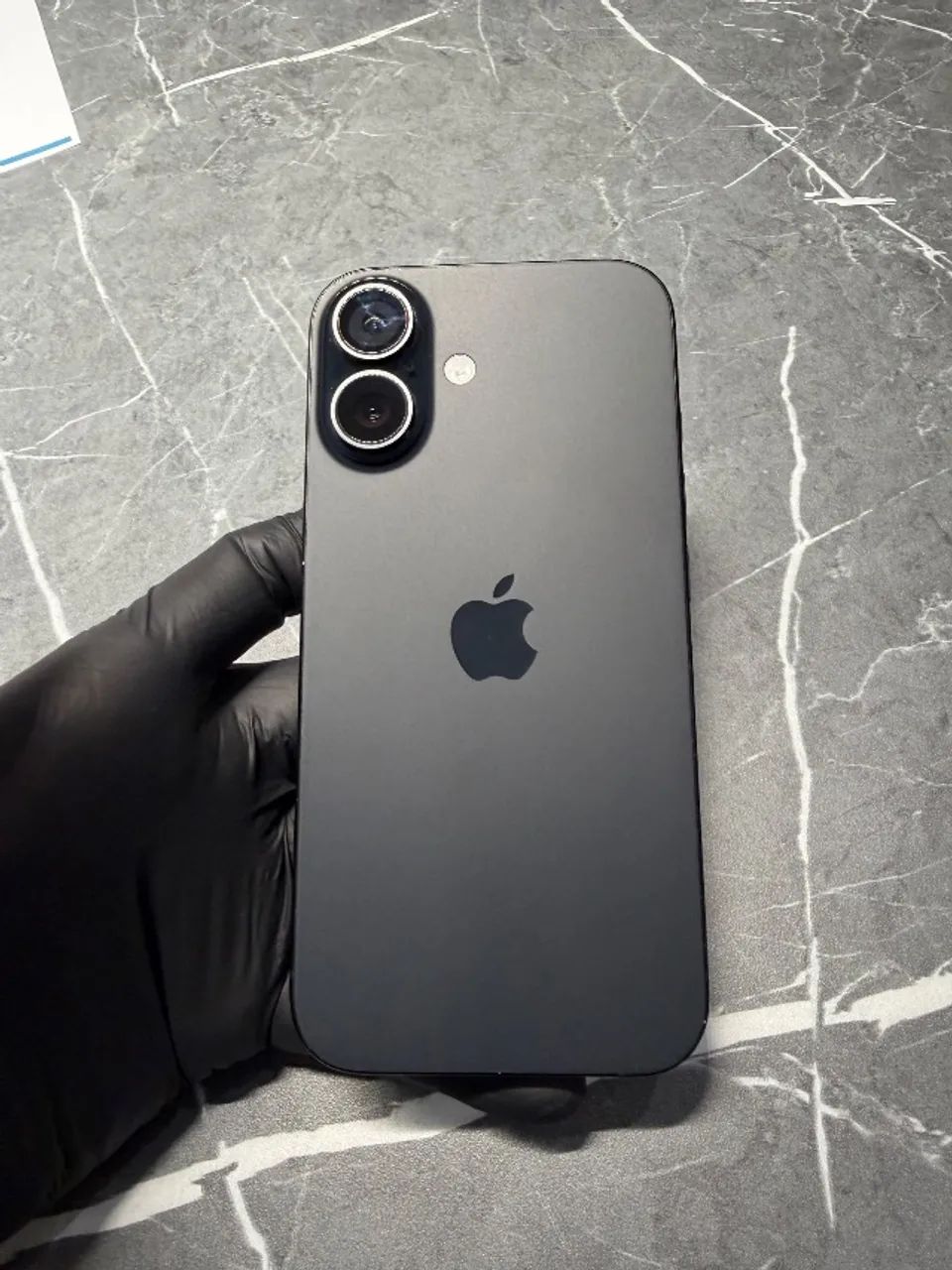 IPHONE 16 - 256 GB - USADO