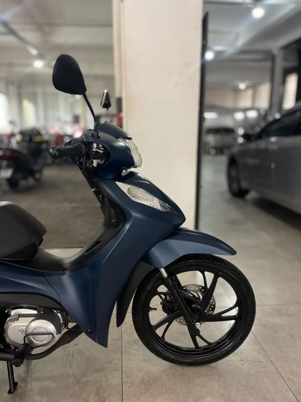 BIZ 125