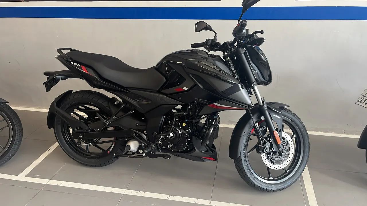 Bajaj Pulsar N150 - Foto 2