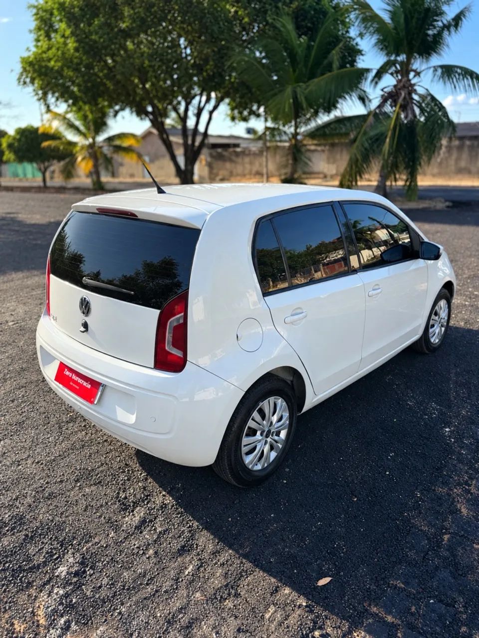 Volkswagen Up! Move 1.0 Total Flex 12V 5P 2015 - Foto 4