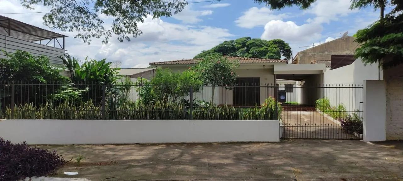 Casa comercial à Venda, Vila Nova, Maringá, PR