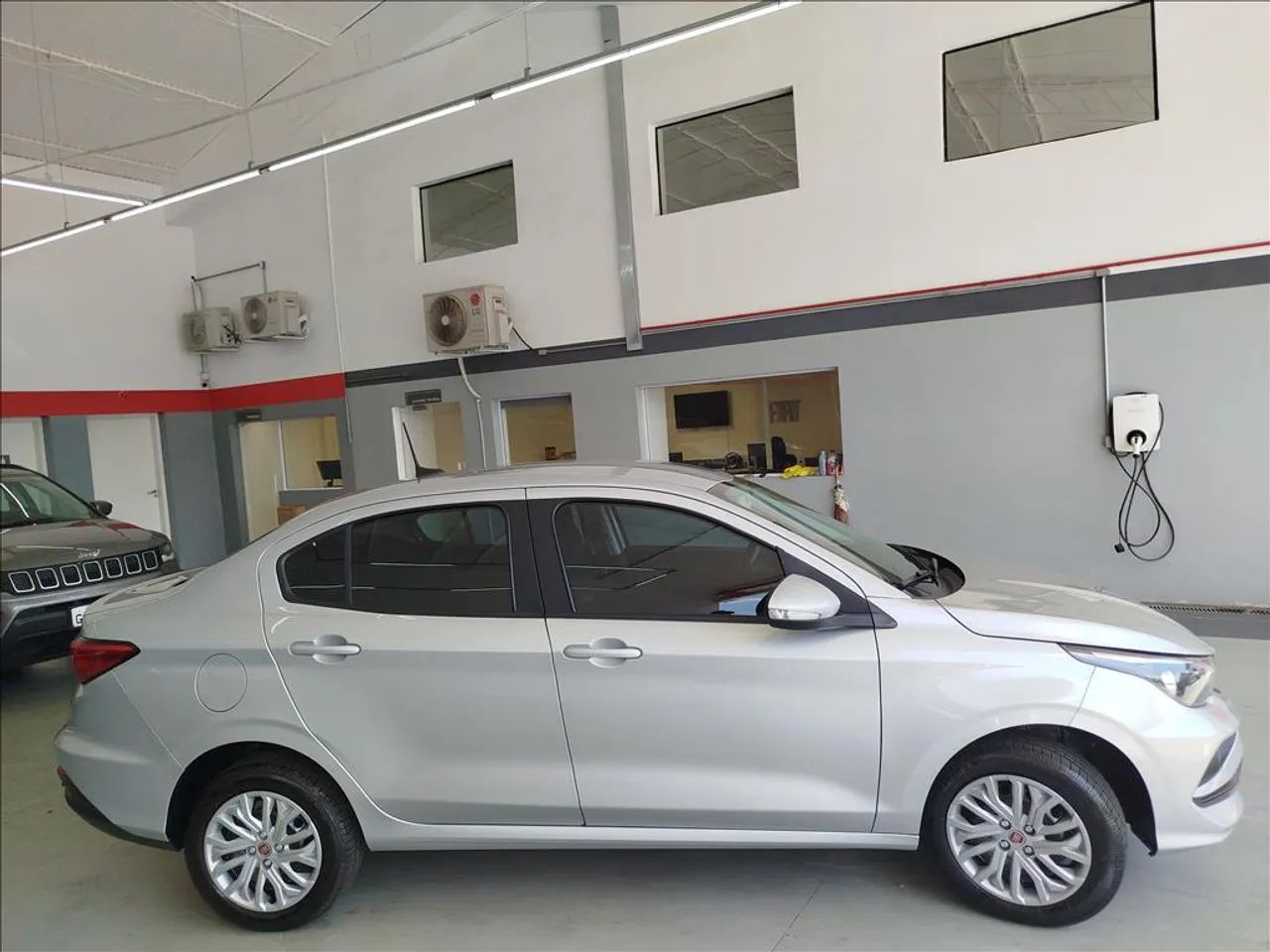 Fiat Cronos Drive 1.3 8V Flex Aut. 2025 - Foto 4