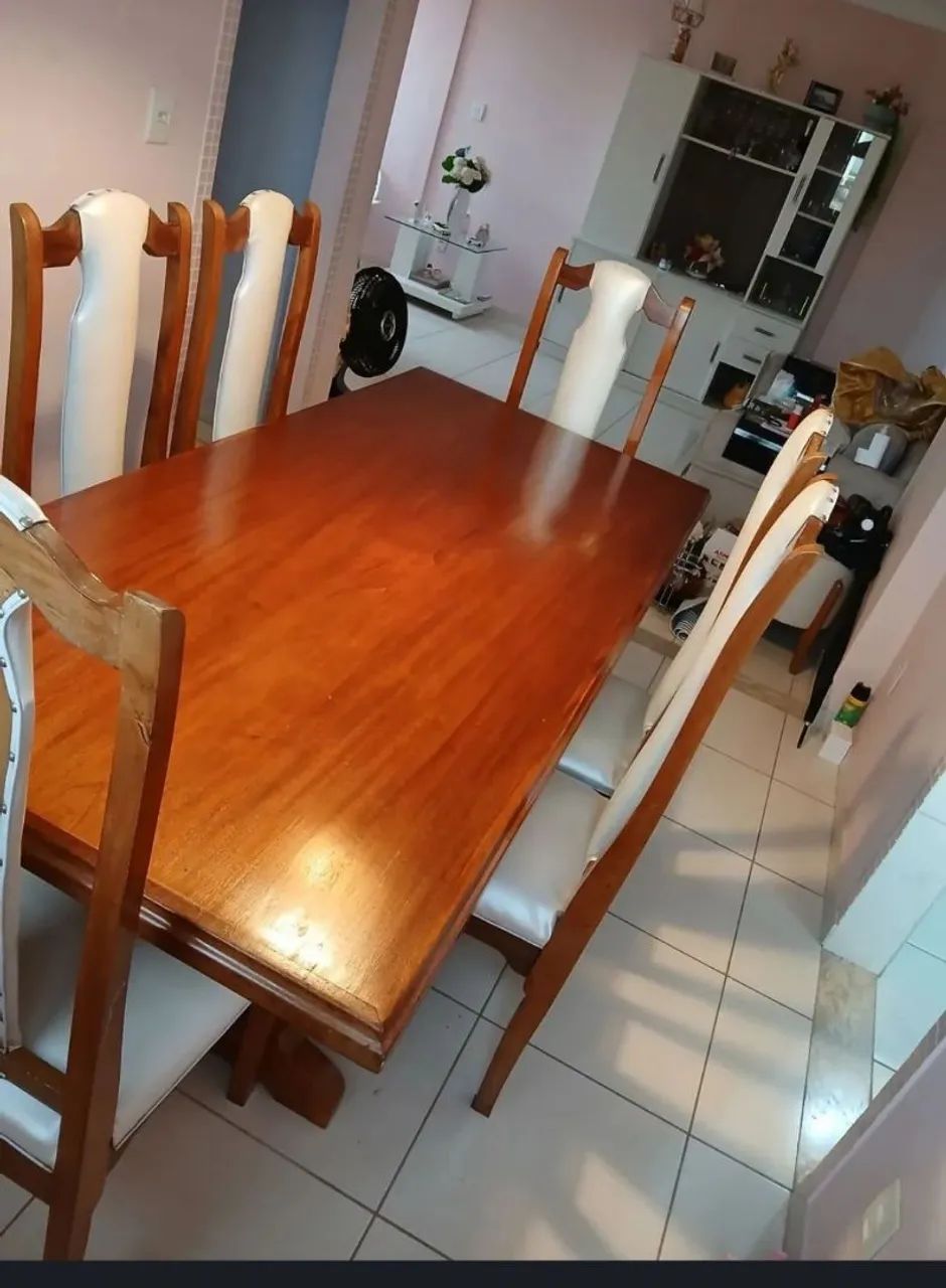 Mesa de Madeira de Mogno c/6 cadeiras - Foto 2