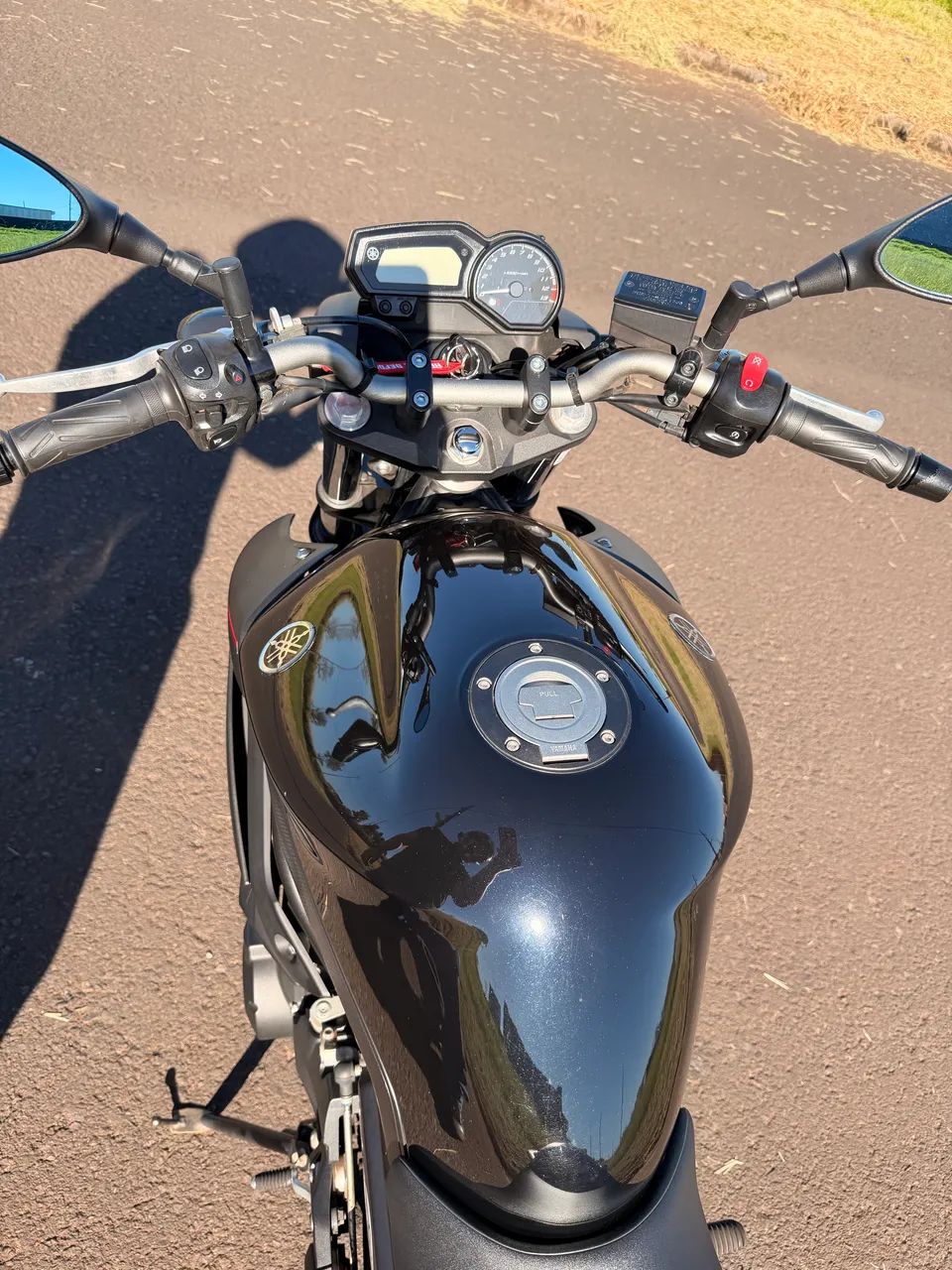 Yamaha XJ6n ano 2015 - Foto 3