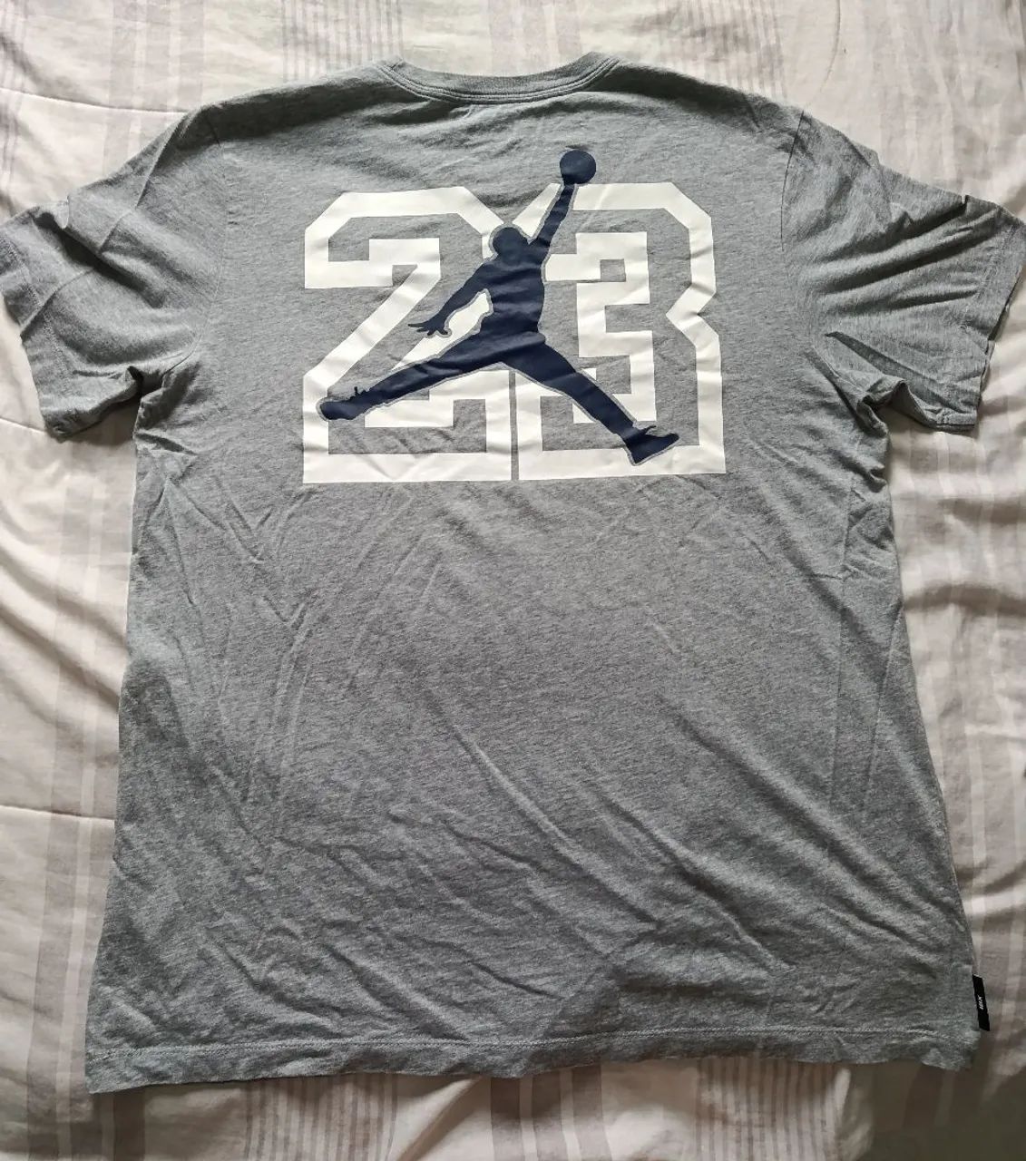 Camiseta T-shirt Air Jordan original, importada, cinza, tamanho G