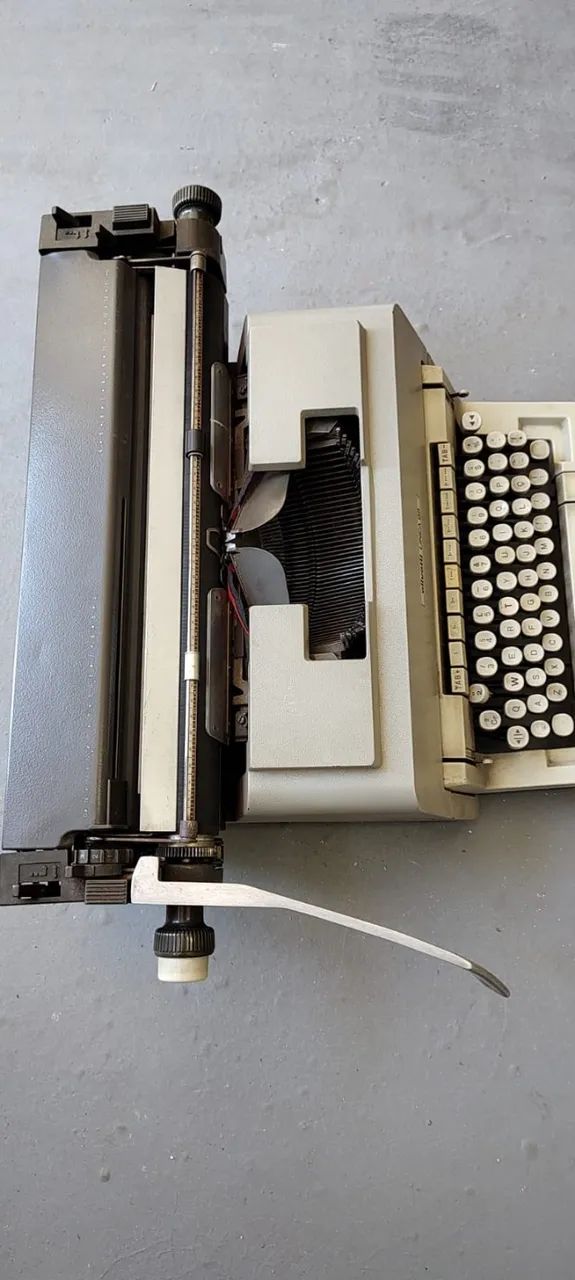 Máquina de datilografia - Foto 3