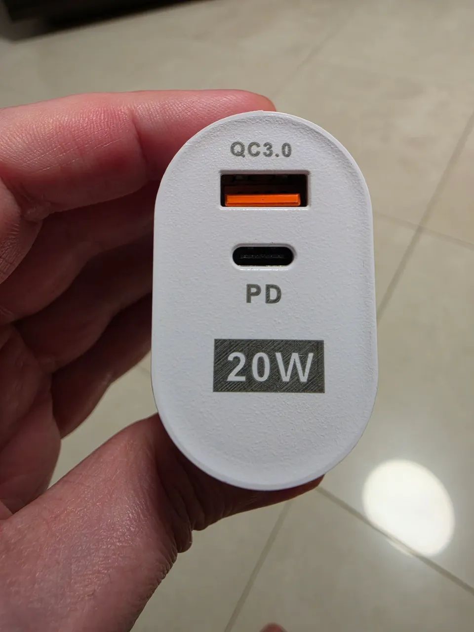 Carregador Fast Charge 20w PD Usb-C Usb-A