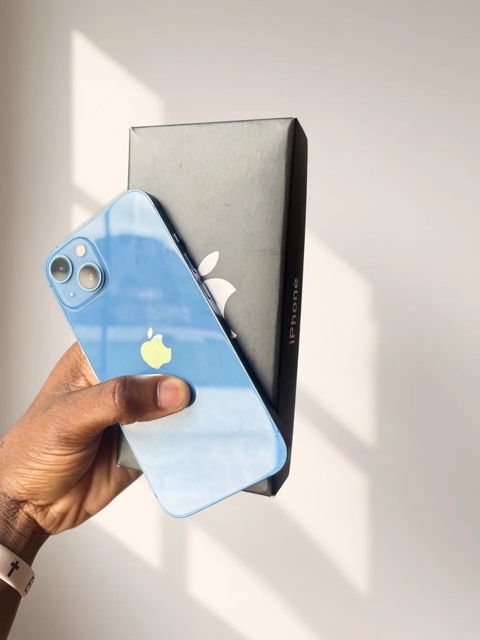 iPhone 13