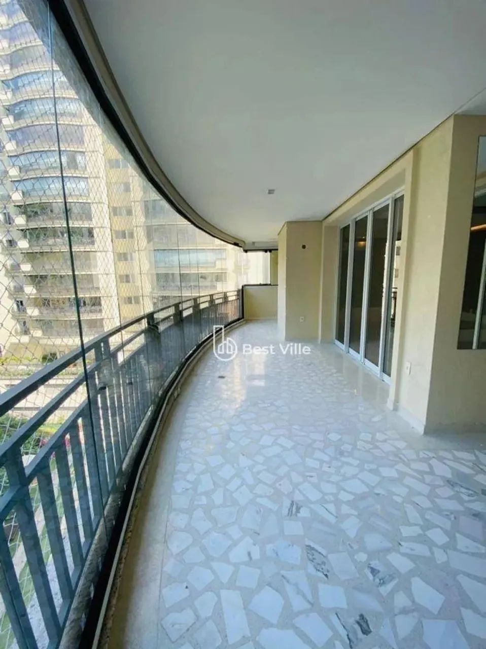 Apartamento com 3 dormitórios para alugar, 201 m² por R$ 16.040,64/mês - Alphaville - Sant