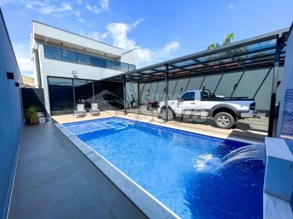 Santa Rosa, casa sobrado com piscina, 4 quartos, espaço gourmet