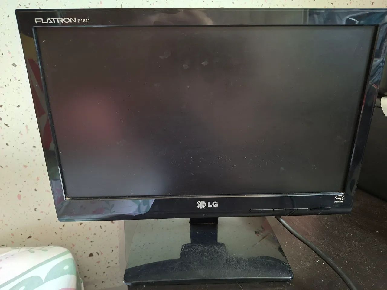Monitor LG Flatron E1641