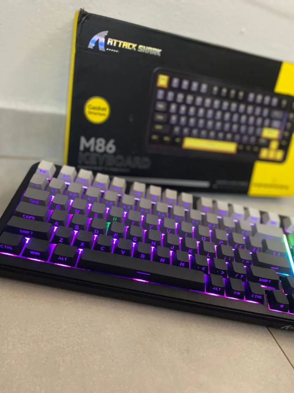 Teclado mecânico 418417362799831040