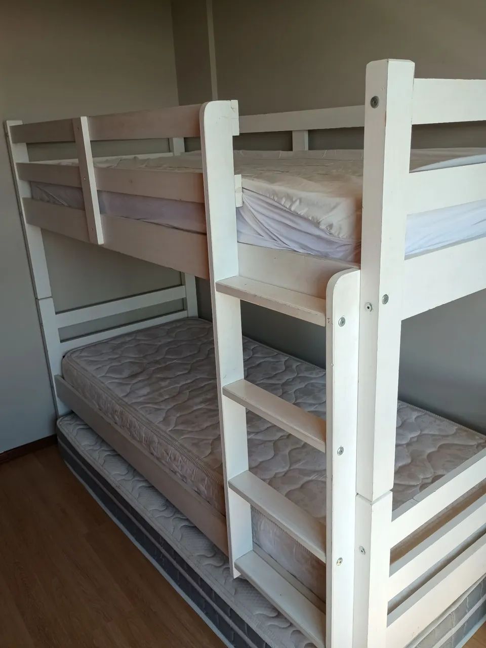 Tok & Stok Bunk Bed plus 1 Mattress