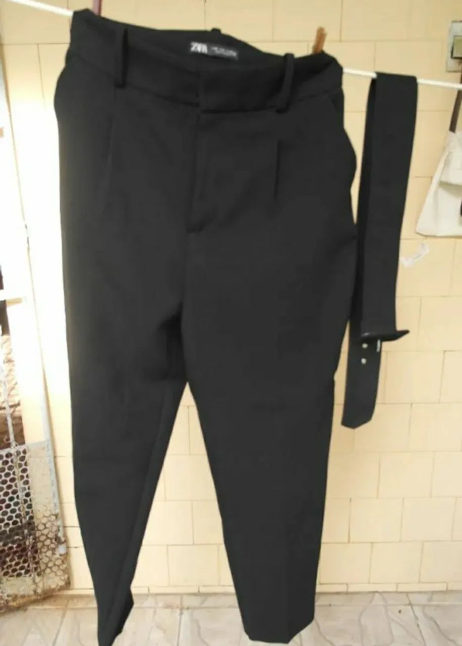 calça Zara alfaiataria preta M