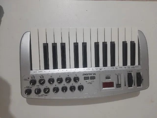  Interface Controladora - M-Audio Ozone 25 - Foto 3