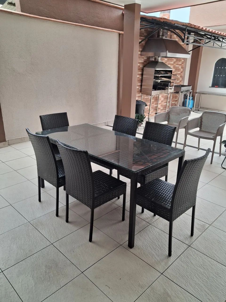 Jogo de mesa com 6 cadeiras  - Foto 2