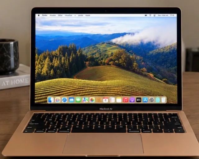 k*n様 MacBook Air 13 2019 i5 8GB 128GB シル MacBook Air Retina 13? 2019 | i5 | 8GB | 128GB SSD | 106 ciclos