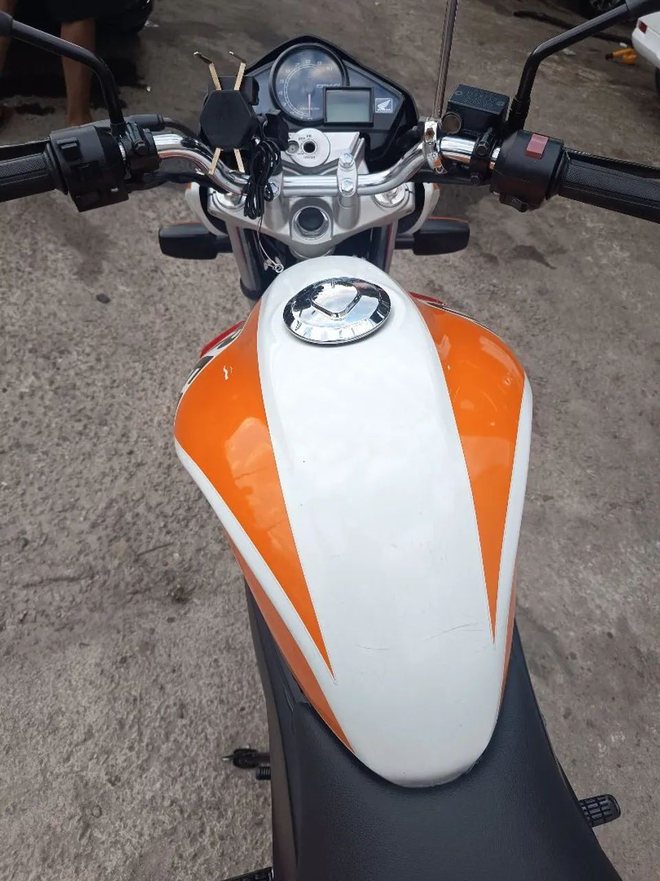 Honda CB300 - Foto 4