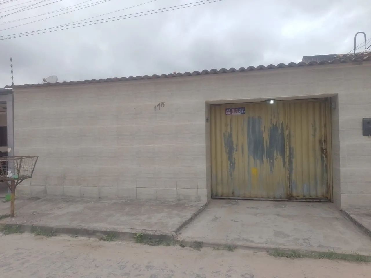 Vende-se casa no bairro Bom Sucesso 