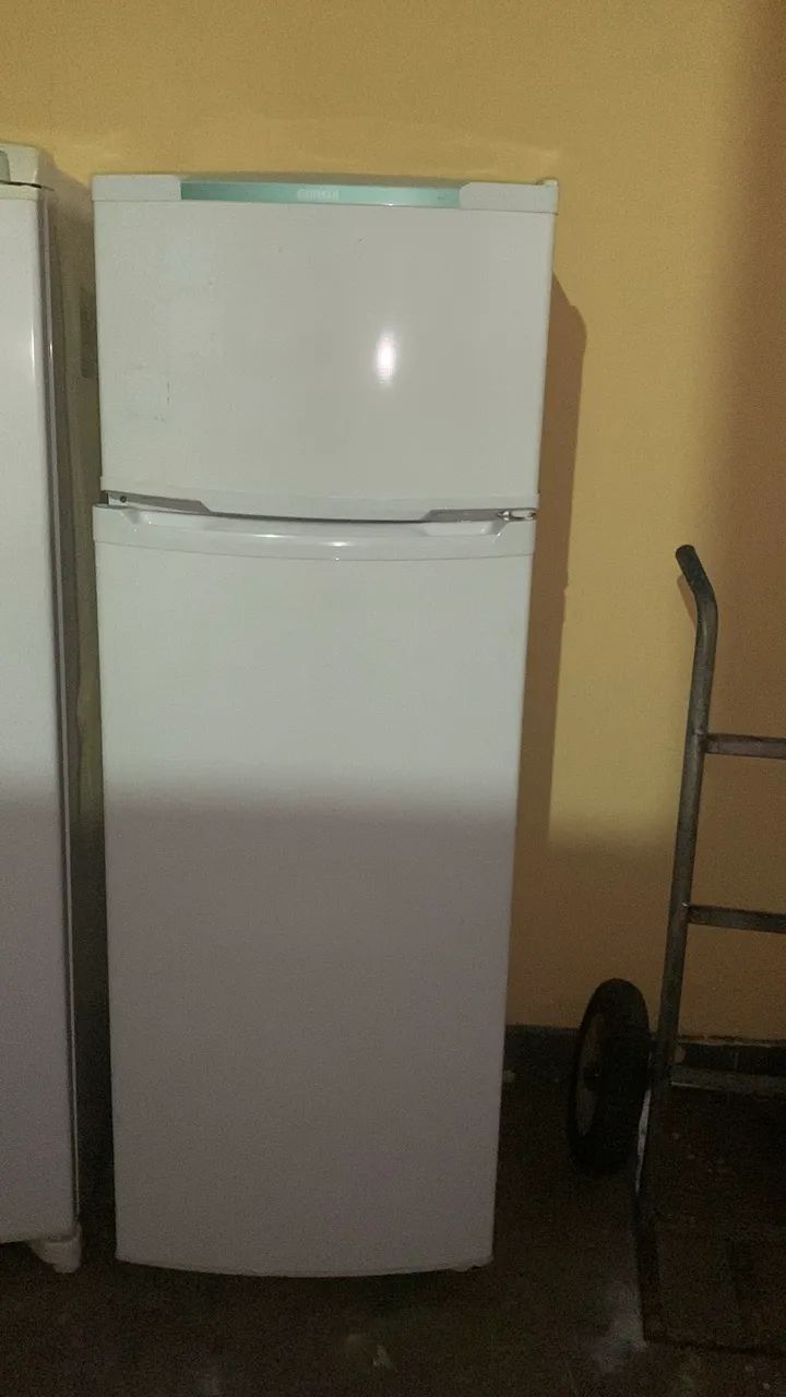 Geladeira cônsul 