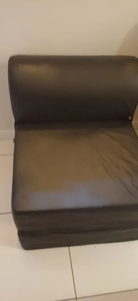 Poltrona Sofá-Cama Tok&Stok Preta