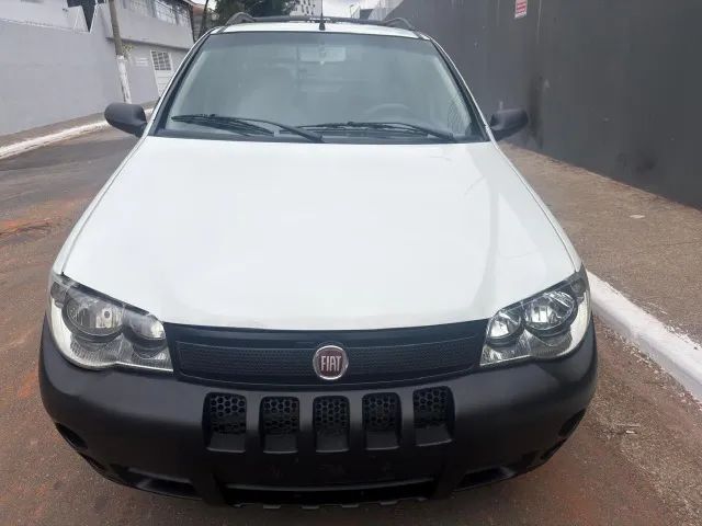 Fiat Strada 1.4 MPI Fire Flex 8V CE 2010 - Foto 2