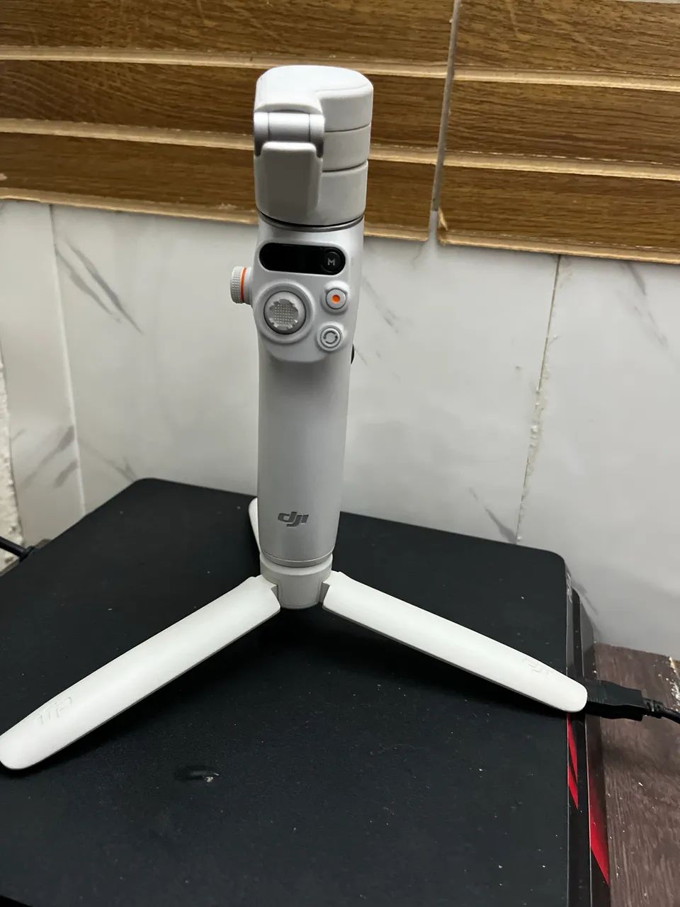 DJI Osmo Mobile + Tripé Original + Bolsa - Excelente Estado - Foto 3