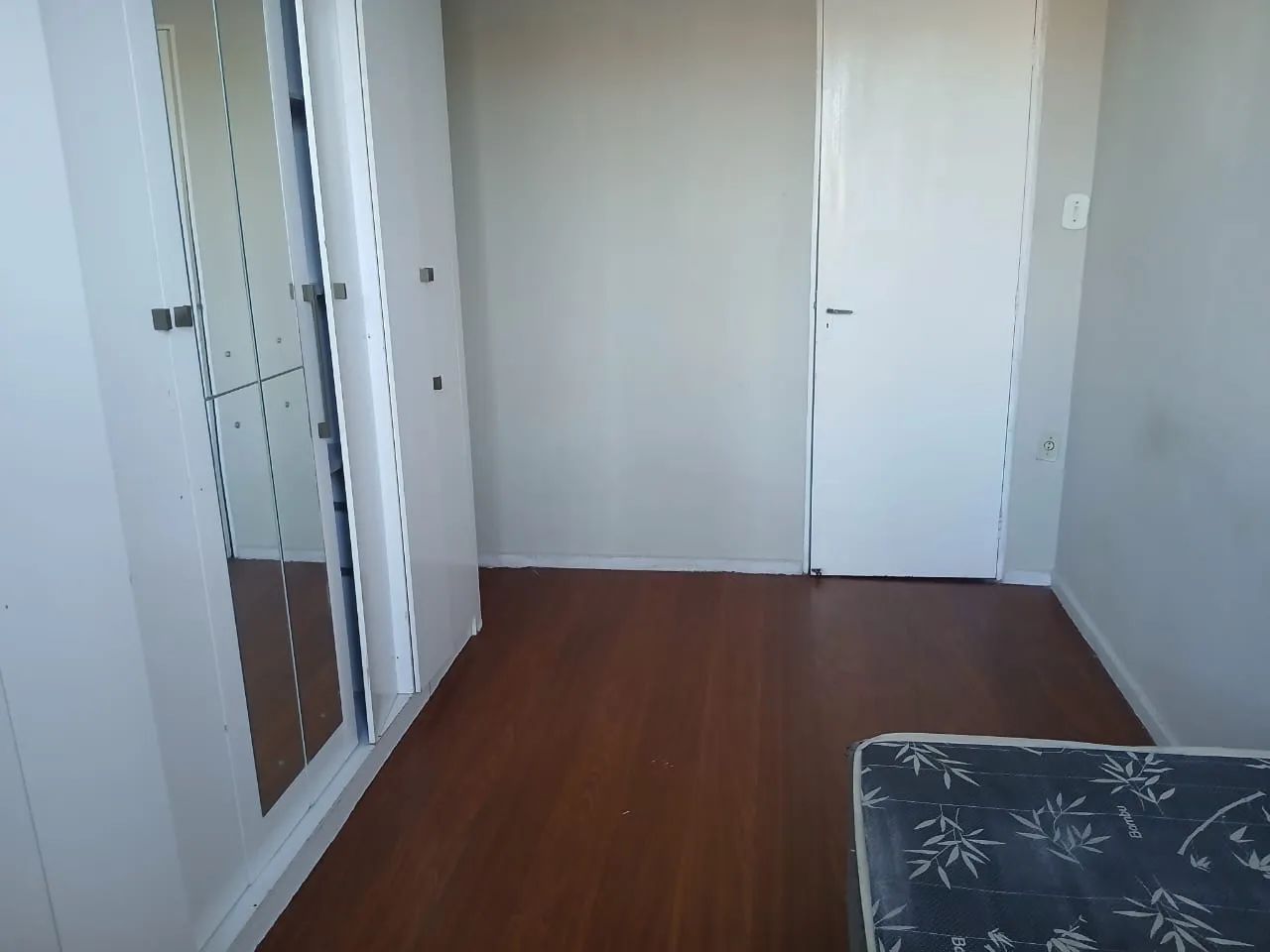 Aluga-se quarto mobiliado  - Foto 4
