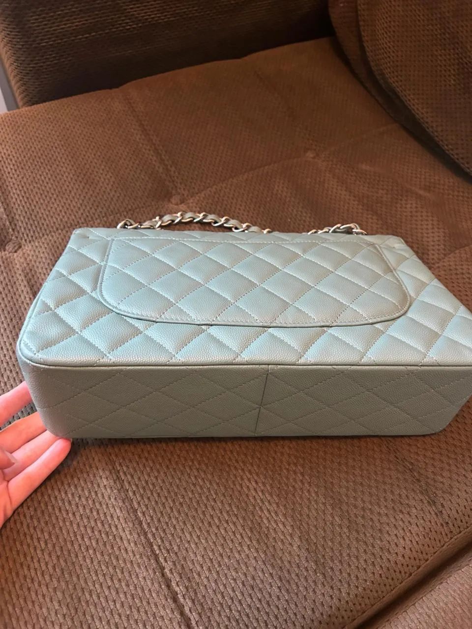 Bolsa nova Chanel maxi bag couro legitimo caviar azul tiffany corrente prateada  - Foto 2