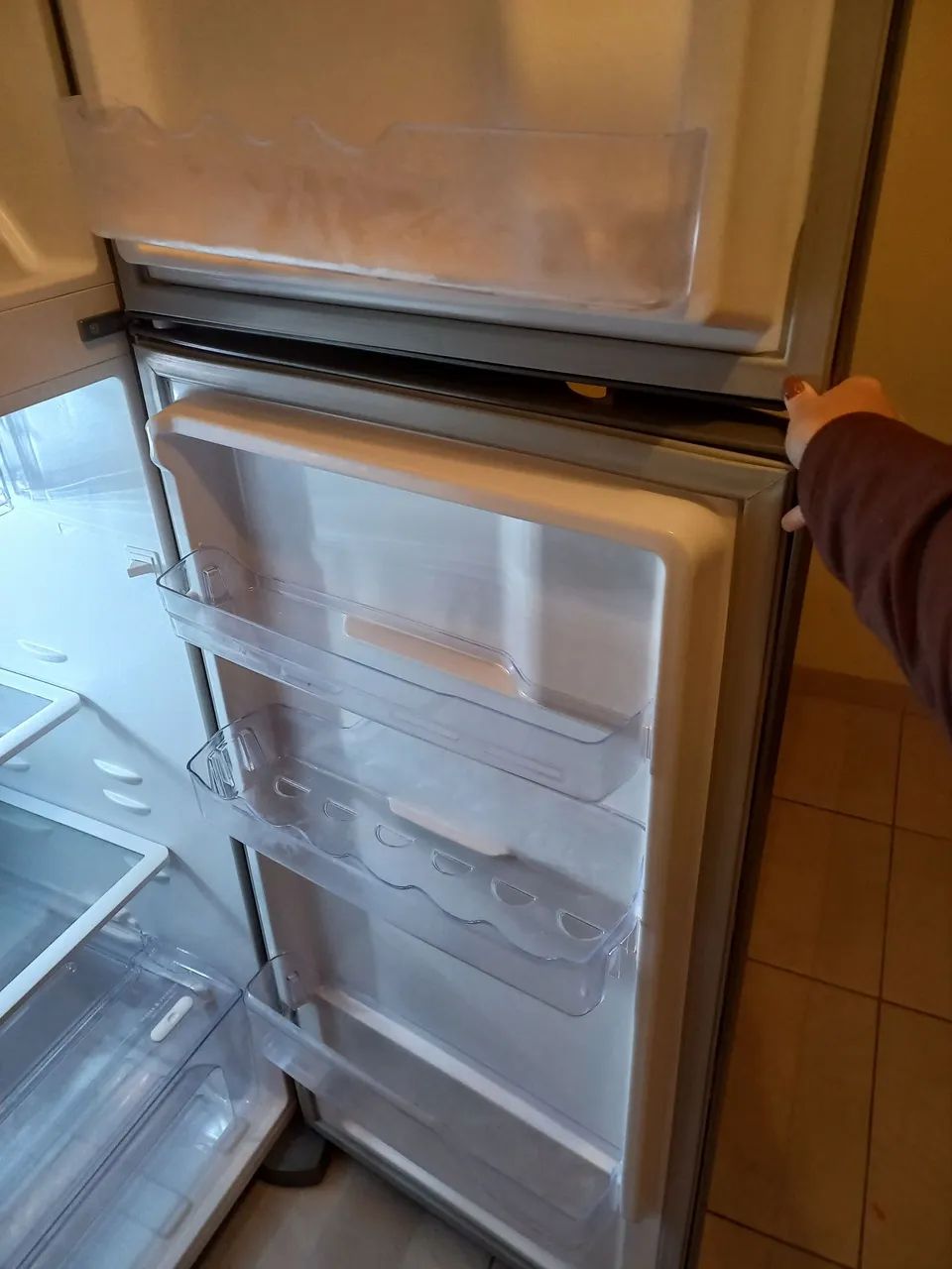 Geladeira Praticamente Nova  - Foto 3