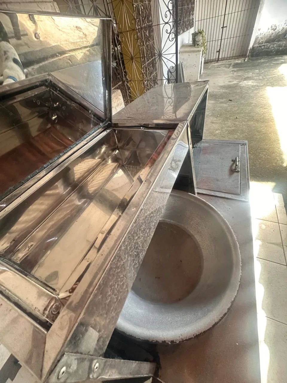 Carrinho de Lanche em Inox com Rodas - Foto 4